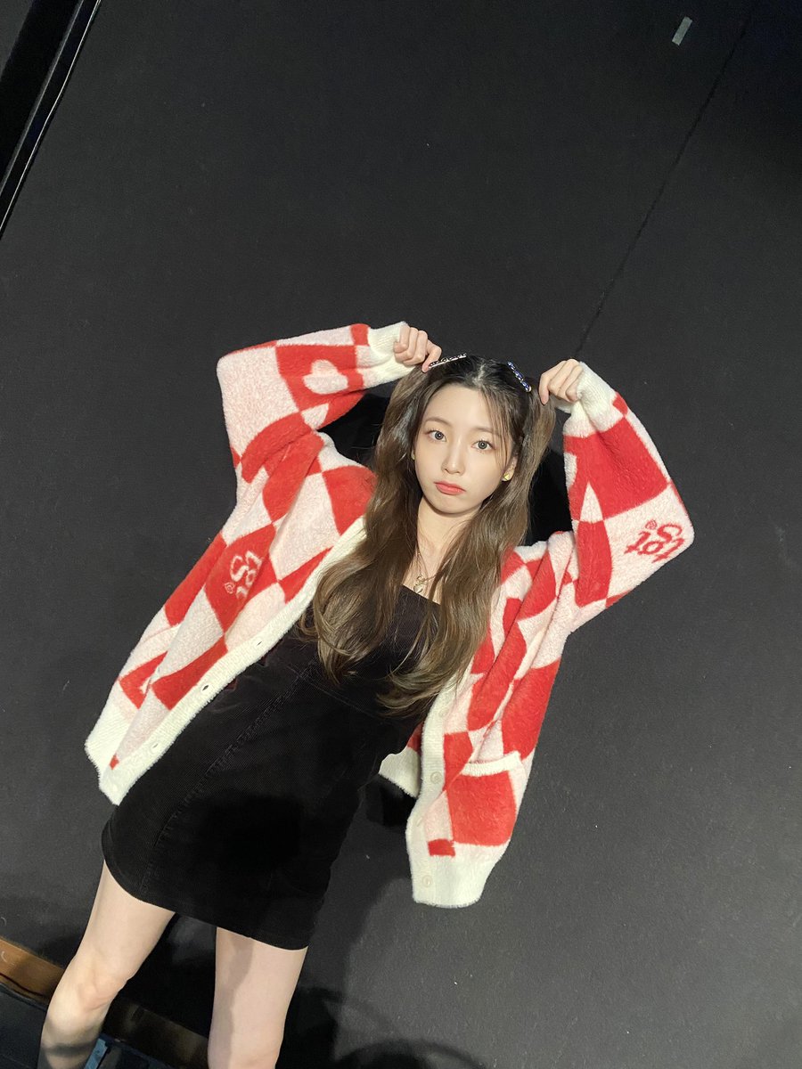 _timeto_yeonhee's tweet photo. 220109 RocketPunch members (02)

#로켓펀치 #RocketPunch #연희 #Yeonhee @RocketPunch @RCPC_members https://t.co/YaujHUv4y5