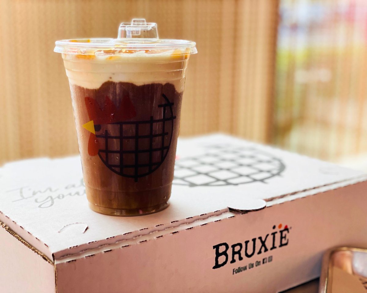 Bruxie's 24-hour cold brew, where perfection meets refreshment!

Choose from Vanilla, Caramel, or Lavender-Vanilla for the ultimate weekday pick-me-up. Your coffee break just got a serious upgrade! ☕