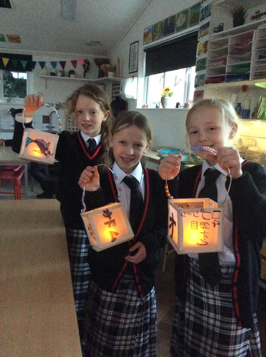 copthorneprep's tweet photo. Last term, pupils in Year 4 were learning about the Obon festival and made their own lanterns.

 #ObonFestival #art #education #CopthornePrep #LearningisFun https://t.co/X7pJ0jQGnA
