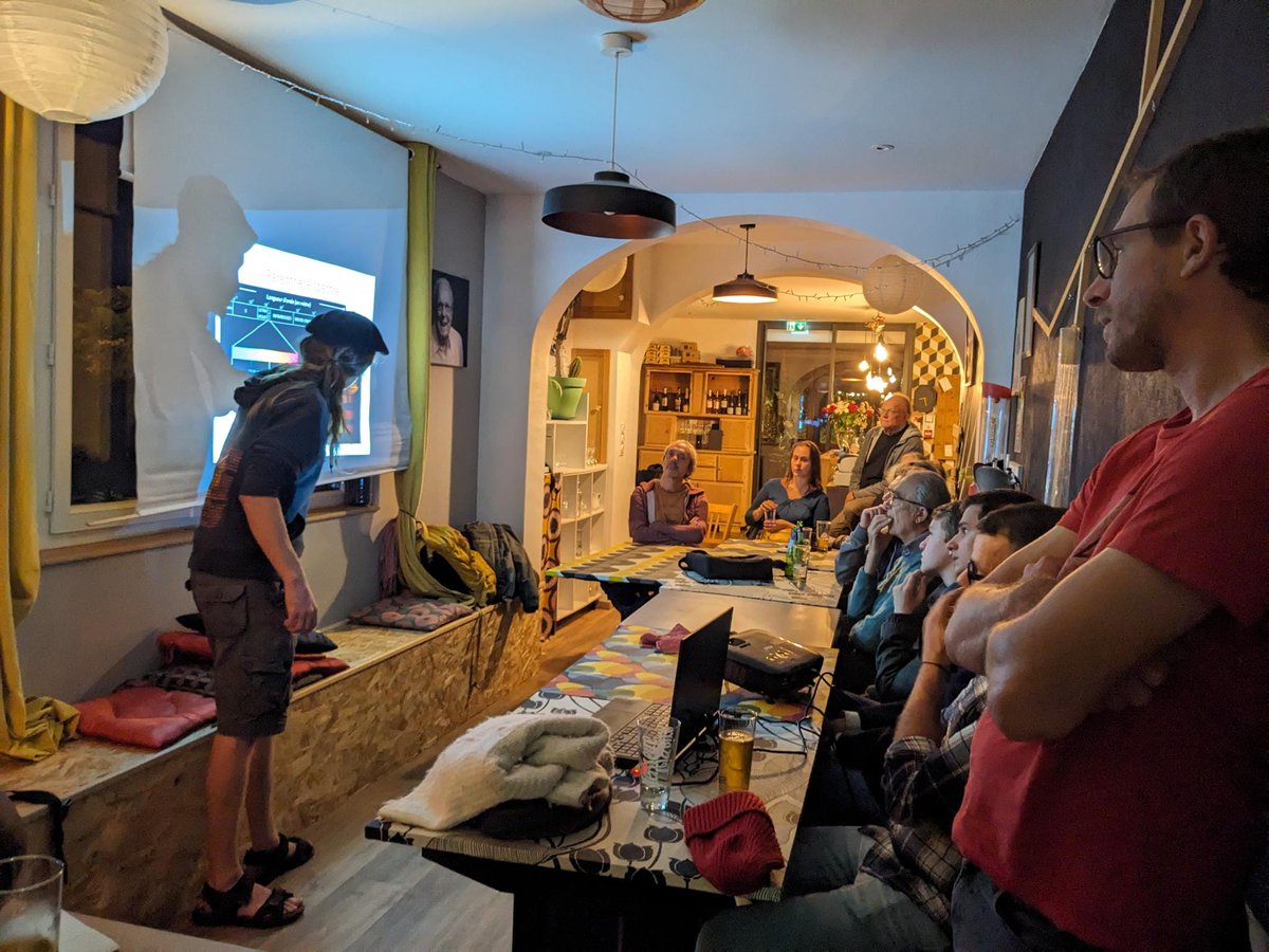 SpaceUp France tweet media