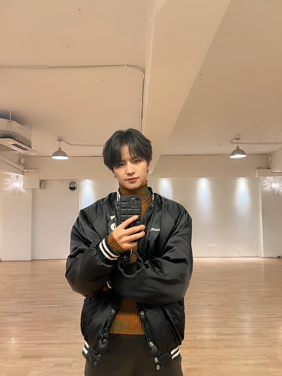 [#레비]

보고 싶어요🫶

#LEV #레비 #レビ
