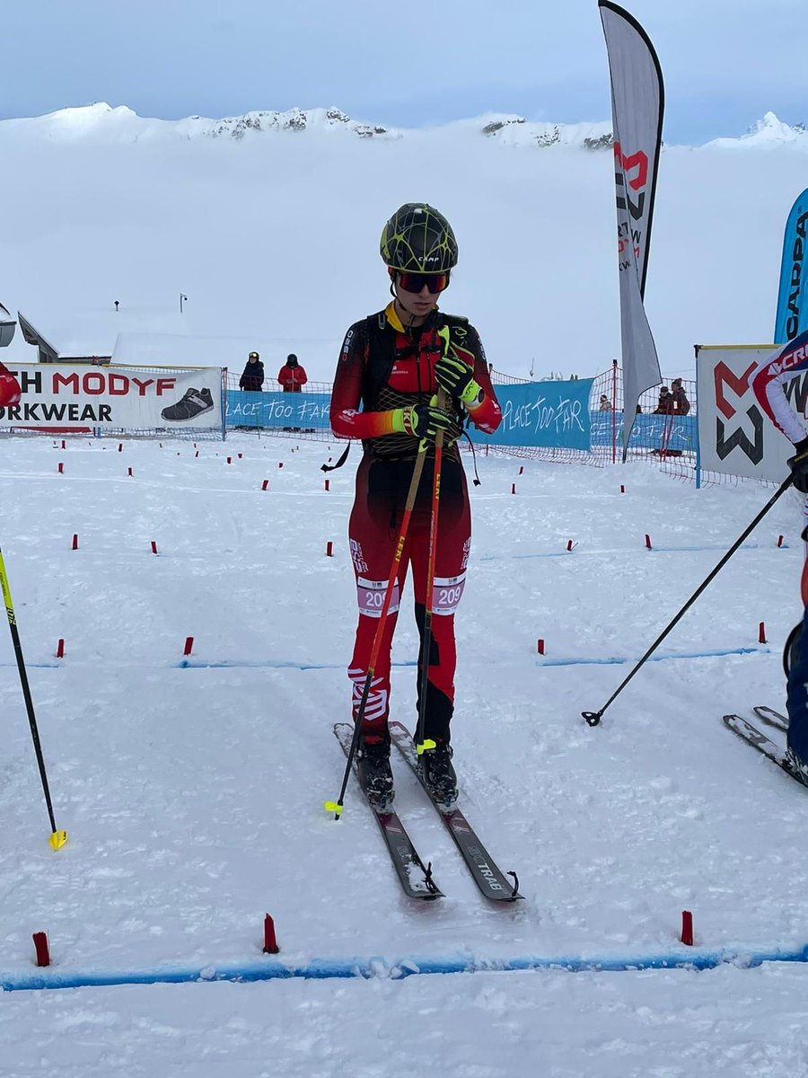 Moralzarzal's tweet photo. Nuestra vecina de #Moralzarzal Emma Bogonez Martin, se ha proclamado campeona de la Copa de #España de #Esquí de #Montaña. Ha sido seleccionada para el Campeonato de #Europa que se celebra en Flaine en los #Alpes franceses y será abanderada del equipo español ¡Enhorabuena! https://t.co/5nUkSihipW