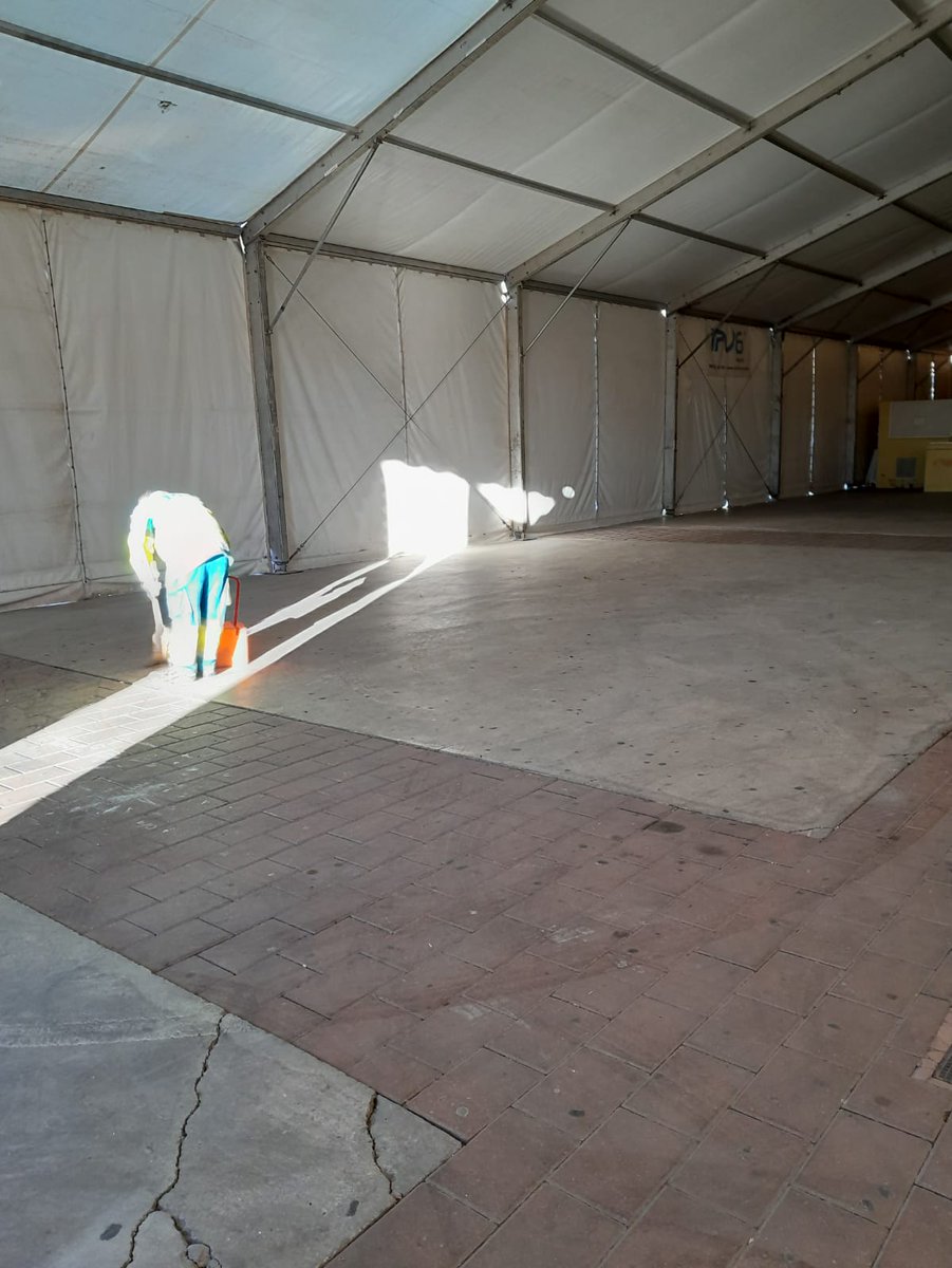 mucsostenible's tweet photo. Brigadas realizan tareas de limpieza tras los eventos Navideños celebrados en nuestras pedanías.
Belén viviente #ElRaal , Carpa #PuenteTocinos
Desbroces en #Montevida,#Barqueros,#Beniaján,#LosDolores https://t.co/8ajlCSrcYD