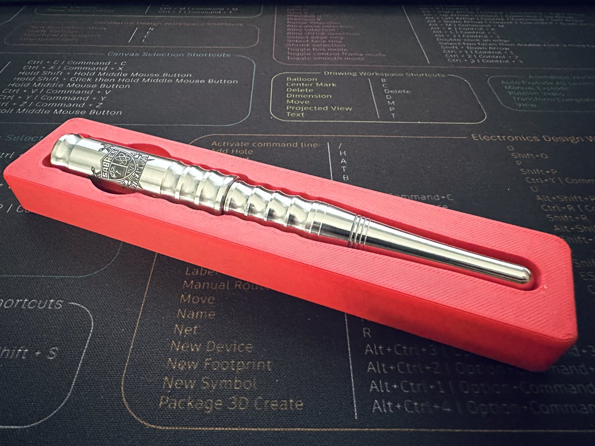 Simonleighuk's tweet photo. Remember those machined pens I was sent before the holidays? I was itching to whip up some cool 3D printed trays, but hit a roadblock, how do you reverse engineer the profile? But that's when the @shapertools Trace came to the rescue in @adskFusion 
https://t.co/o2iCcw63cq https://t.co/l6iOYp9euW