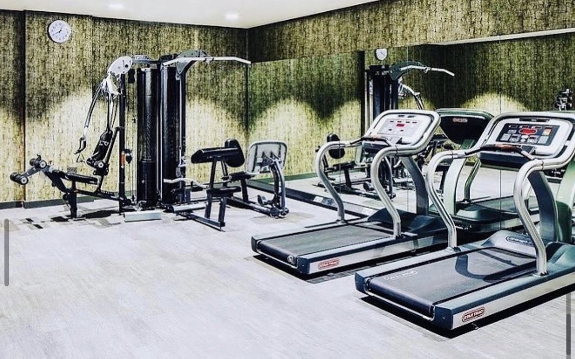 cpaberdeenABZ's tweet photo. New Year, New You?

If you need help sticking to your New Years fitness goals we can help, you get complimentary use of our fitness centre when you stay with us. 💪

#workout #fitness https://t.co/zizB1S16Tq