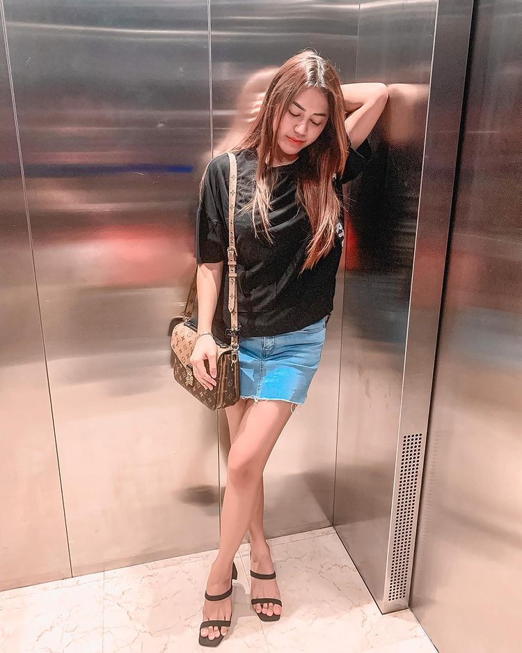 wpsp25's tweet photo. Ready ya sayang malam ini.. 💦💦❣️
Yang serius langsung merapat ya sayang.. 😘😘

WA ➝  082226790265

#boblitar 
#cewekblitar 
#ayamkampusblitar
#hijabblitar
#jilbobblitar
#mahasiswiblitar
#bispakblitar
#bisyarblitar
#cewekboblitar https://t.co/DeeSP4Ozam