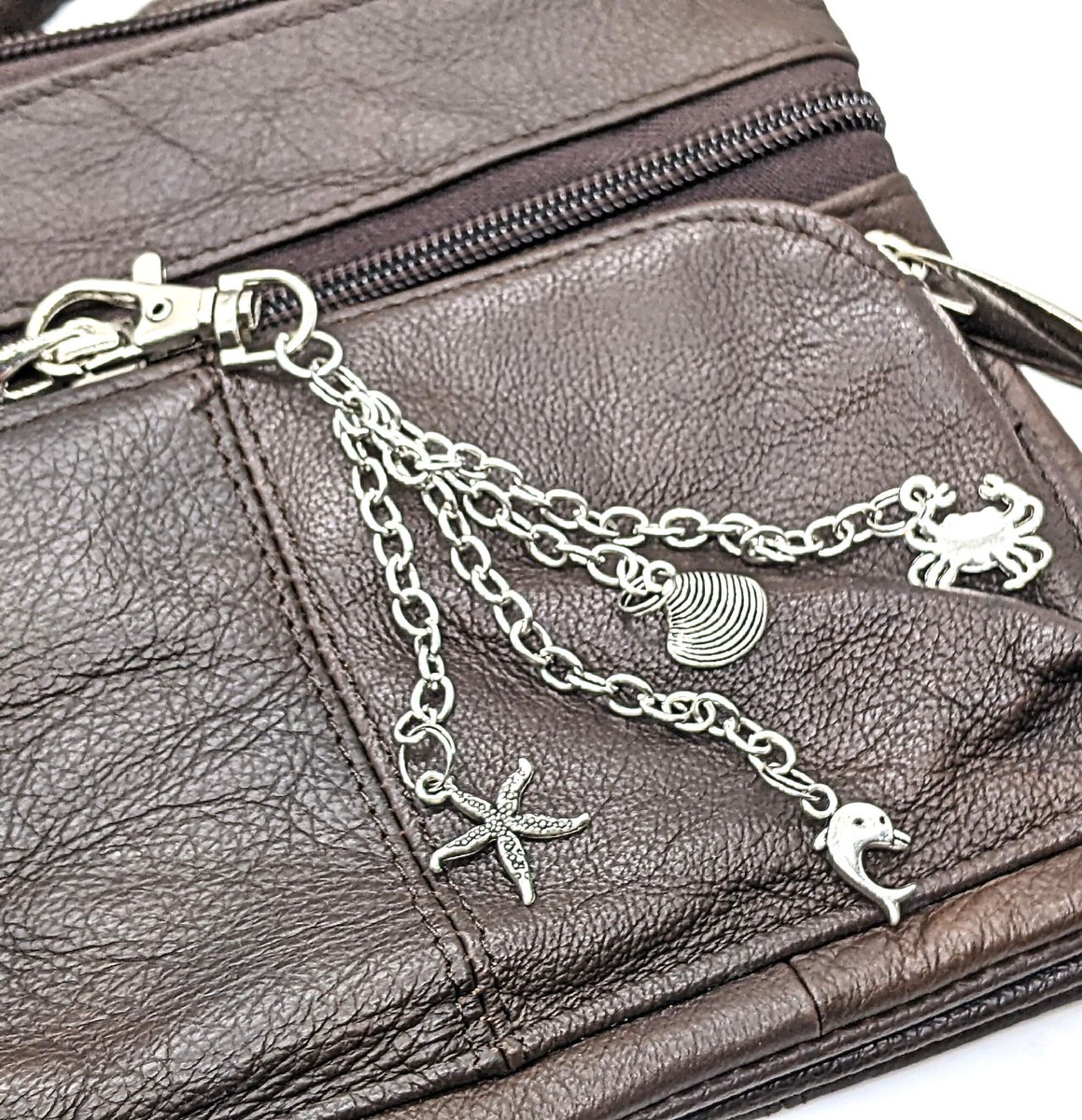 scotticohn's tweet photo. Silver Purse Charm for Ocean Beach Lovers
https://t.co/IeTZ3xdX09
#jewelrybyscotti #mamboteam #pursecharm #handbagswag #backpackcharm https://t.co/6Zm1OkcEJv