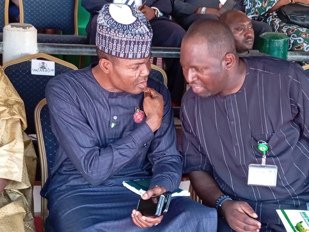 voiceofnigeria's tweet photo. Mallam Jibrin Babs Ndace @JNdace, the Director General of Voice of Nigeria (VON), represented the Minister of Information and National Orientation at the Expanded MSME Clinic in Makurdi, Benue State. #MSMEClinic #BenueState 

The initiative, kicked off by Vice President Kashim Shettima, aims to empower small businesses, stimulate economic growth and generate employment opportunities by providing essential resources, funding and expert guidance.