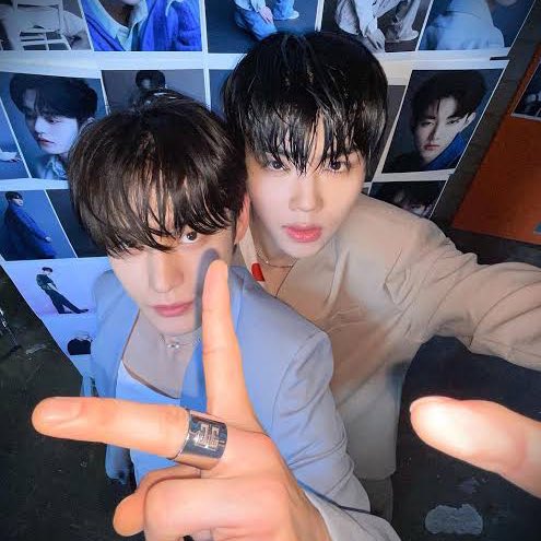 jiwoongfans's tweet photo. Happy Birthday to ZB1’s cutie pie Gunwookie!! You’ve achieved so much already and I wish that you continue thriving in everything you do. Enjoy your life in adulthood 🫶

OUR MIRACLE GUNWOOK DAY
#어라라_건욱이몇살_거뉴기20쨜
#찬란하게_빛날_건욱이의_스물
#AceOfStarsGunwook https://t.co/sljP7ZXqk1
