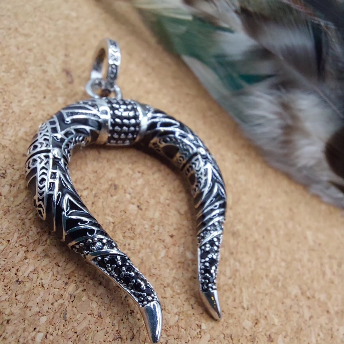 FallenFeathers_'s tweet photo. I have added lots more pieces to my Etsy shop. So excited to share with you all. 

https://t.co/ZZPHjWy6Va https://t.co/wY0s9BtHcV