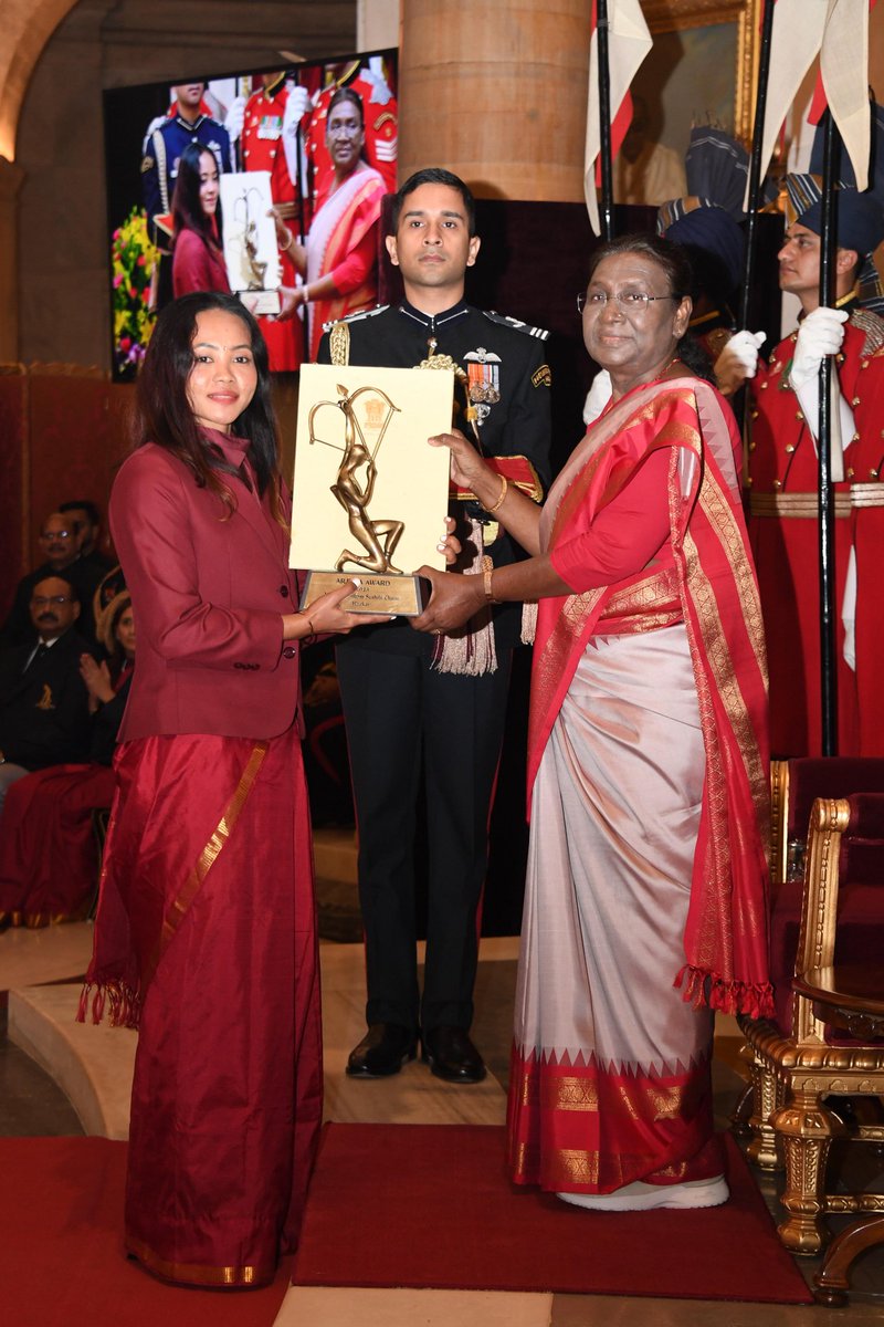 meiteiheritage's tweet photo. ❤️ 2 #Meitei women athletes from #Manipur conferred  Arjuna Award 2023. @sushilachanu27 for hockey and Naorem Roshibina Devi for Wushu. #ThisIsManipur

Sportsperson from #Manipur have always fought their heart out to bring laurels for the country
#NationalSportsAwards2023.

Sadly, the state happens to be a forgotten as India is unable to address the over 8 month old #Manipur_Violence, something that will never in any part of he country.

@DivyaSoti @RituRathaur @AbhijitChavda @ShefVaidya @HinduAmericans @RajatSethi86
@ramindesai @pushkal_dwivedi @VeteranLNSingh @ajeetbharti
@MNageswarRaoIPS @AskAnshul 
@KreatelyMedia @abhijitmajumder 
@tehseenp  @SriHariBhakt @vhsindia @attorneybharti @OfficialBKU @DevenBhartiIPS @Swamy39 @SanatanTalks @mrsinha @BabaKPS86 @EkamSBharat @HinduDharma1 @SanatanSanstha @HinduWatchDog @VHPDigital @Pamphlet_in @DireARTOfGod @anuragdixit1988 @trollove1 @LaishramSoma @RTArnabOfficial @Satsangi3523   @ANI @PMOIndia @igopalgoswami @LicypriyaK @BinaNepram @Bimol_Akoijam