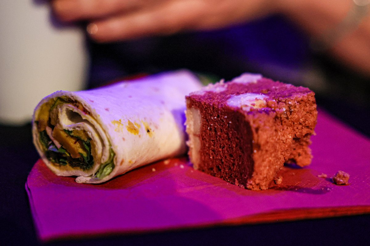 tudelftglobal's tweet image. The first #GlobalLunch of the year is here! And it is a special one. This edition is part of the #DiesNatalis week with the theme: Resilient Deltas Around the World. Three @tudelft researchers will share their ideas, followed by a panel discussion. #Deltaweek #ILoveWater