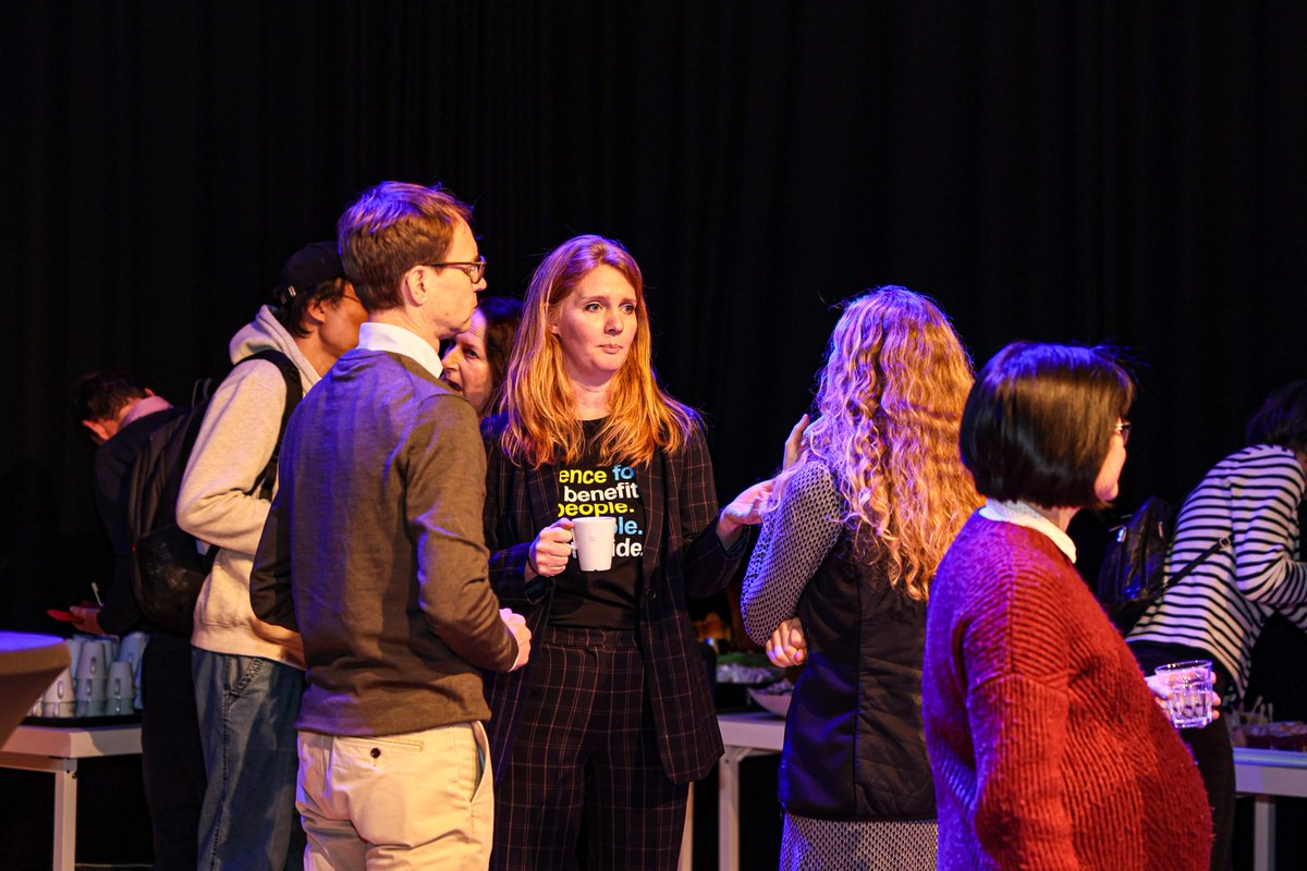 tudelftglobal's tweet image. The first #GlobalLunch of the year is here! And it is a special one. This edition is part of the #DiesNatalis week with the theme: Resilient Deltas Around the World. Three @tudelft researchers will share their ideas, followed by a panel discussion. #Deltaweek #ILoveWater