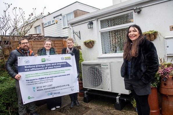We've now helped make more than 1,000 #Nottingham homes more energy efficient. This means the properties are warmer and cheaper to keep warm for residents, while helping us with our wider #CN28 ambitions. More here... 👇 mynottinghamnews.co.uk/thousands-of-c…