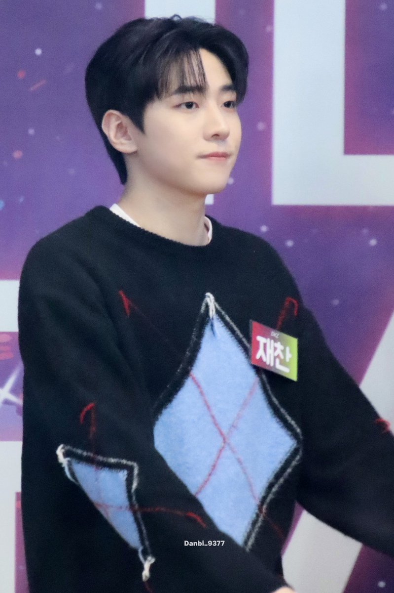 240108 아이돌 라디오
아돌라에 등장한 어린이🍼
#재찬 #JAECHAN