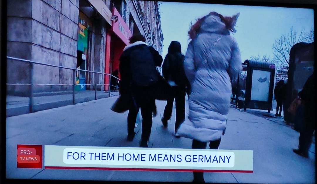 benetiq's tweet image. Disgusting #protv news from #Romania not showing anything about the protests in #Germany but talking about... People leaving our country because of corruption in another corrupt country. 

#bearwithliving #depopulationthroughpoverty