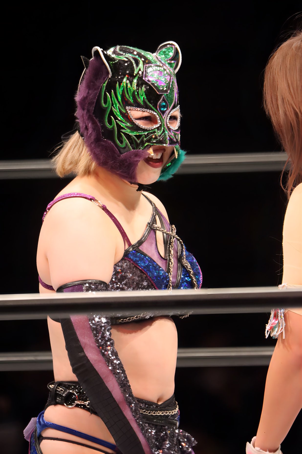 GDZbUv2a4AAxqHK?format=jpg&name=orig