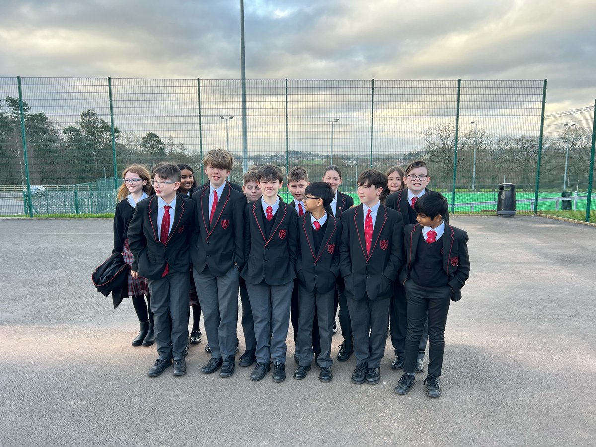 RougemontSchool's tweet image. Year 7 braved the cold this morning in their Chemistry lesson, to imitate the behaviour of particles in solids, liquids and gases!
#RougemontReady
#ASchoolForLife