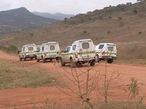 Tariq_Jordan_'s tweet photo. You might think SAPS is useless...wait until they start looking for you
#AskAMan #ReaTsotella #Hubbly
#Drake TB Joshua #NSFAS
#AdultingShowmax #Woolworths
#Nike #Zuma #etvScandal
#Nkandla #Boitumelo #Nobuntu https://t.co/d9eVdSkvVk