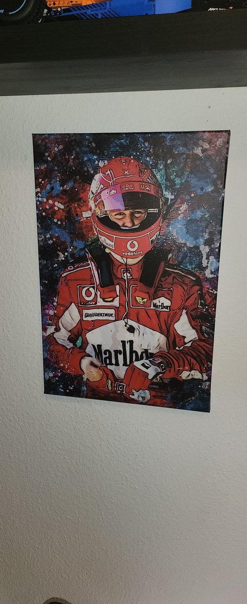 hoffinho86's tweet photo. @SixtyIconicCo incredible Art. Thank you! #Schumi #GOAT #F1 https://t.co/iDEmRpsDjg