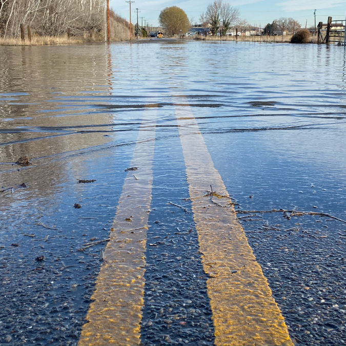 Heavy 🌧️ can cause flash flooding. If you encounter any flooding waters in your area remember...

✅Do not walk, drive or swim through flood waters. 
✅ If you see a flooded road, Turn Around, Don't Drown!  
✅Stay off bridges over fast-moving water.

Drive safe, Raleigh!