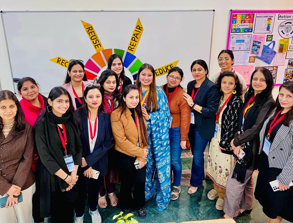 I had the incredible opportunity to present a session on 'Service to Impact: Leading for Sustainable Change.' , #NINNS hosted by Primary School , @pws_gurgaon on 25th Nov’23. 

linkedin.com/posts/bhavna-m…

#educationforchange #TeachSDG #IBPYP #IBExchange #IBTogether