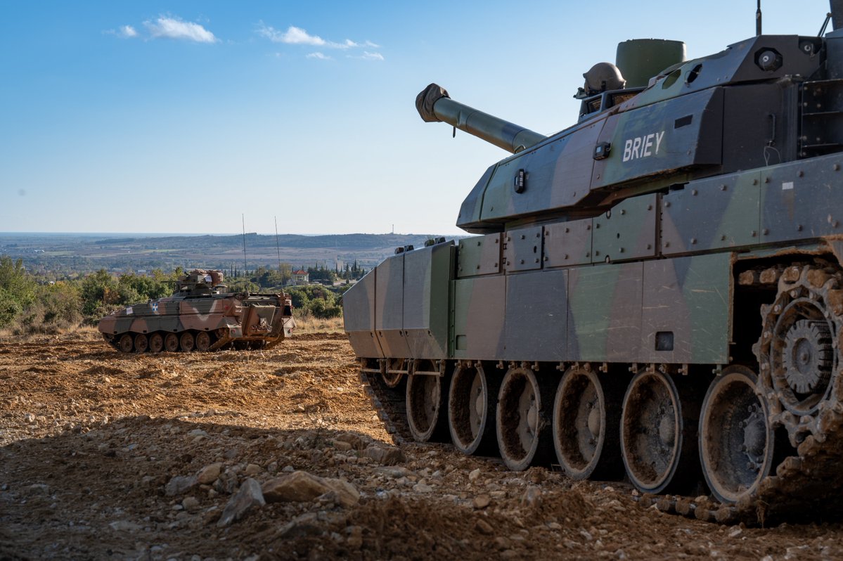 CEMAT_FR's tweet image. L’armée de Terre grecque est un partenaire majeur avec qui nous renforçons notre interopérabilité, à l’image des exercices #OLYCO et #NOTOS au sein de @NATO 
#StrongerTogether. 🇫🇷🤝🇬🇷