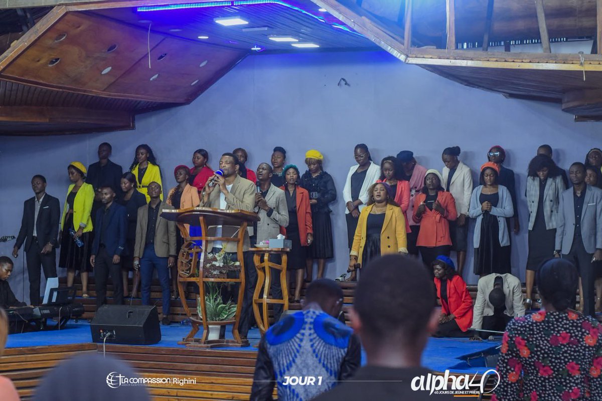 LaCompassionLCR's tweet photo. #ALPHA40 | JOUR 1 

Thème : L’onction brise le joug 
Orateur : Pasteur LAOTO R. LOFO 

Bénis soit Dieu pour le premier jour de notre séminaire de jeûne et prière avec son Serviteur qui a posé les bases de ce grand thème.

Découvrez en images 📸 ce qu’a été ce moment de culte. https://t.co/RGQL2x7cD2