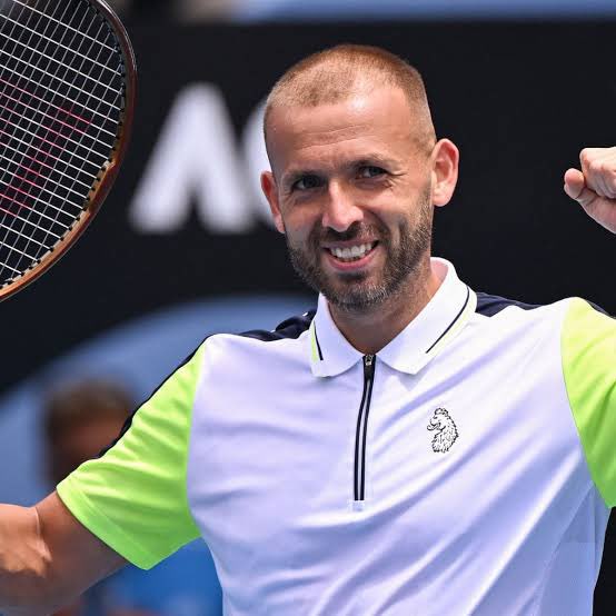 Dan Evans played at the top of his game tonight.

Straight sets win against Rinky Hijikata. 

Evo in this form is a sight to behold.

<a href="/AdelaideTennis/">Adelaide International</a> <a href="/DanEvansFanPage/">Dan Evans Fan Page</a> #AdelaideTennis