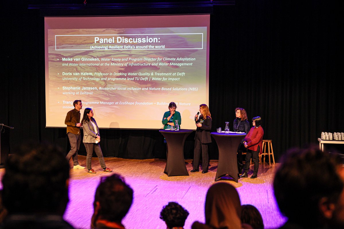 tudelftglobal's tweet photo. 🌐 Next up at the #GlobalLunch - a riveting panel discussion featuring experts Meike van Ginneken, Doris van Halem, Stephanie Janssen, and Trang Vu. They will dive into the world of sustainable water solutions and nature-based innovations. #SustainabilityPanel #RedesigningDeltas https://t.co/umlnVQSSt1