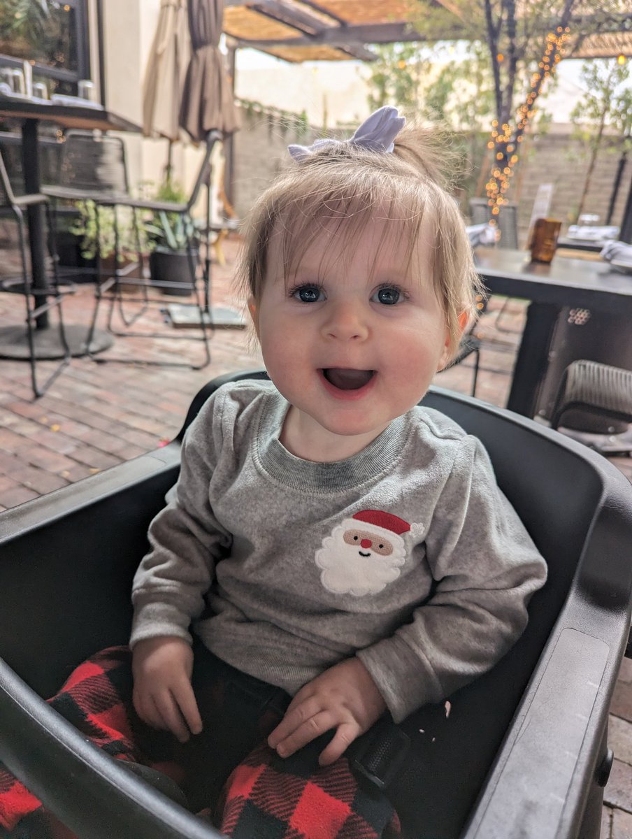 EbethMarshall's tweet photo. @BortolettoMD @Pontifex This sweet little girl wouldn't be here without surrogacy. I had 7 miscarriages. My sister carried for us and it was one of the most beautiful things. I will forever grateful for my sister. https://t.co/sPmgs7DlFq