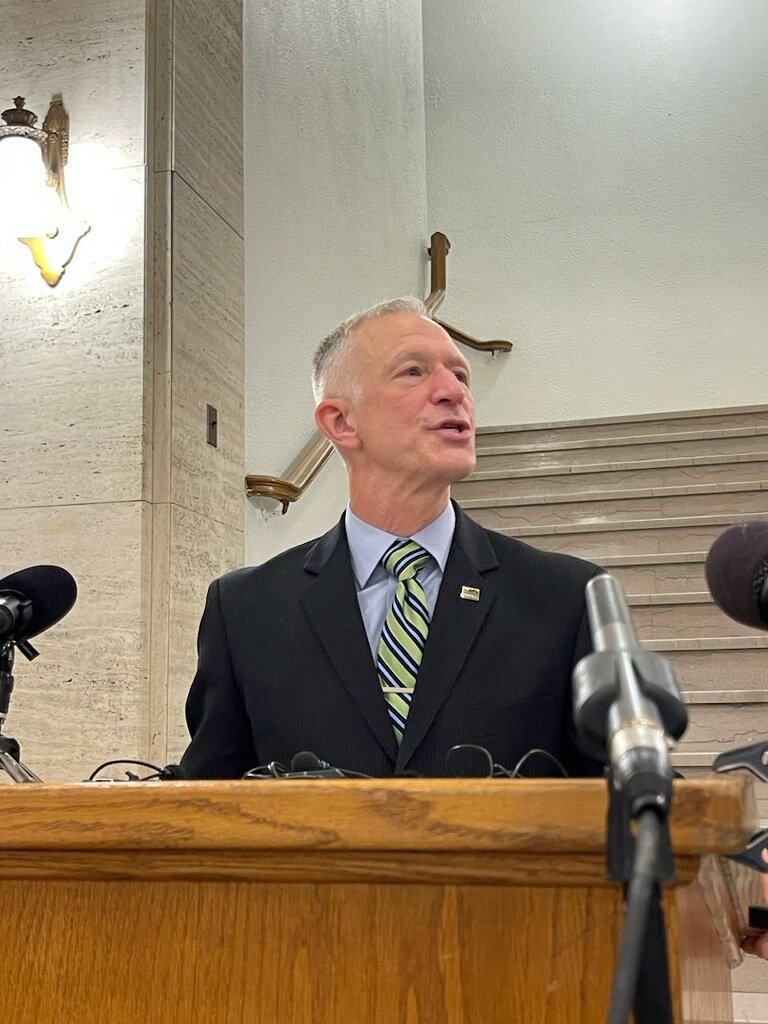 RogerForDuluth's tweet image. One week ago today I was sworn in as the 40th Mayor for the City of Duluth. I remain humbled and in all of the challenges, opportunities, and responsibility. Thank you Duluth!