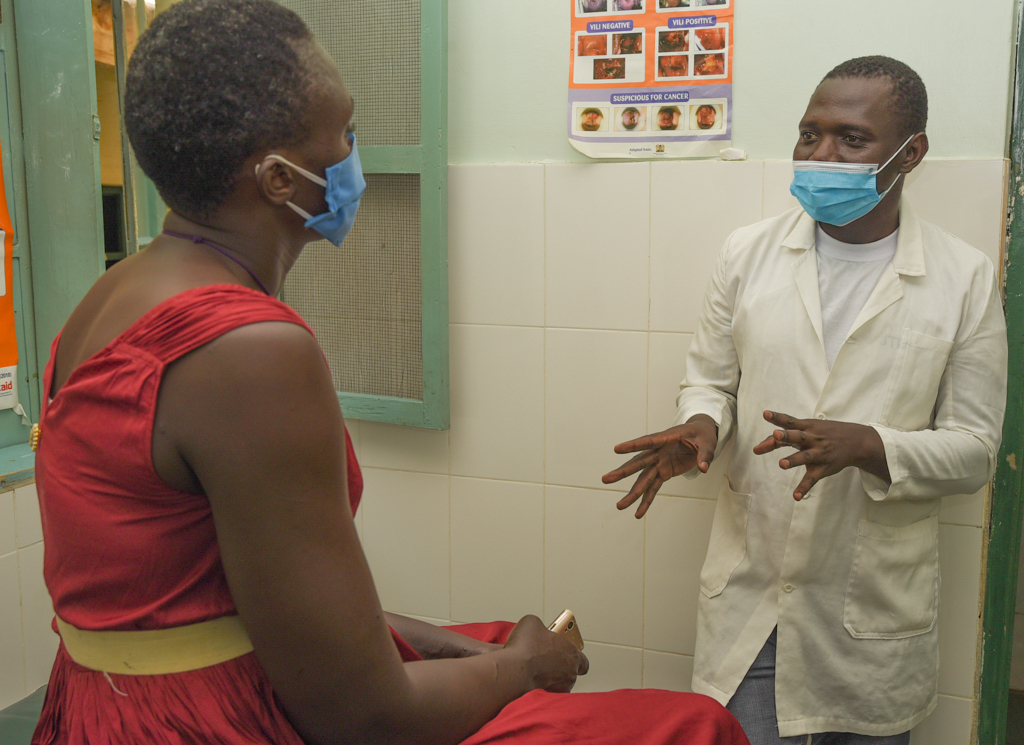 Population Services (PS) Kenya (@pskenya_) on Twitter photo Current estimates indicate that every year 5236 women are diagnosed with #CervicalCancer in 🇰🇪 .
Cervical Cancer is preventable and highly manageable with early detection.
#CervicalCancerAwarenessMonth Current estimates indicate that every year 5236 women are diagnosed with #CervicalCancer in 🇰🇪 .
Cervical Cancer is preventable and highly manageable with early detection.
#CervicalCancerAwarenessMonth