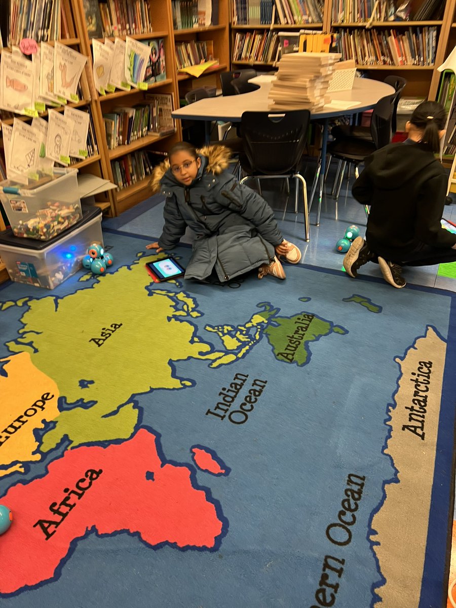 146Bluehawks's tweet photo. Robotics 2024 is in full swing! We customized and raced Dash. @WonderWorkshop @CSforAllNYC @D27NYC #ps146 #wonder #dash #bluehawks https://t.co/qAgmTs568S
