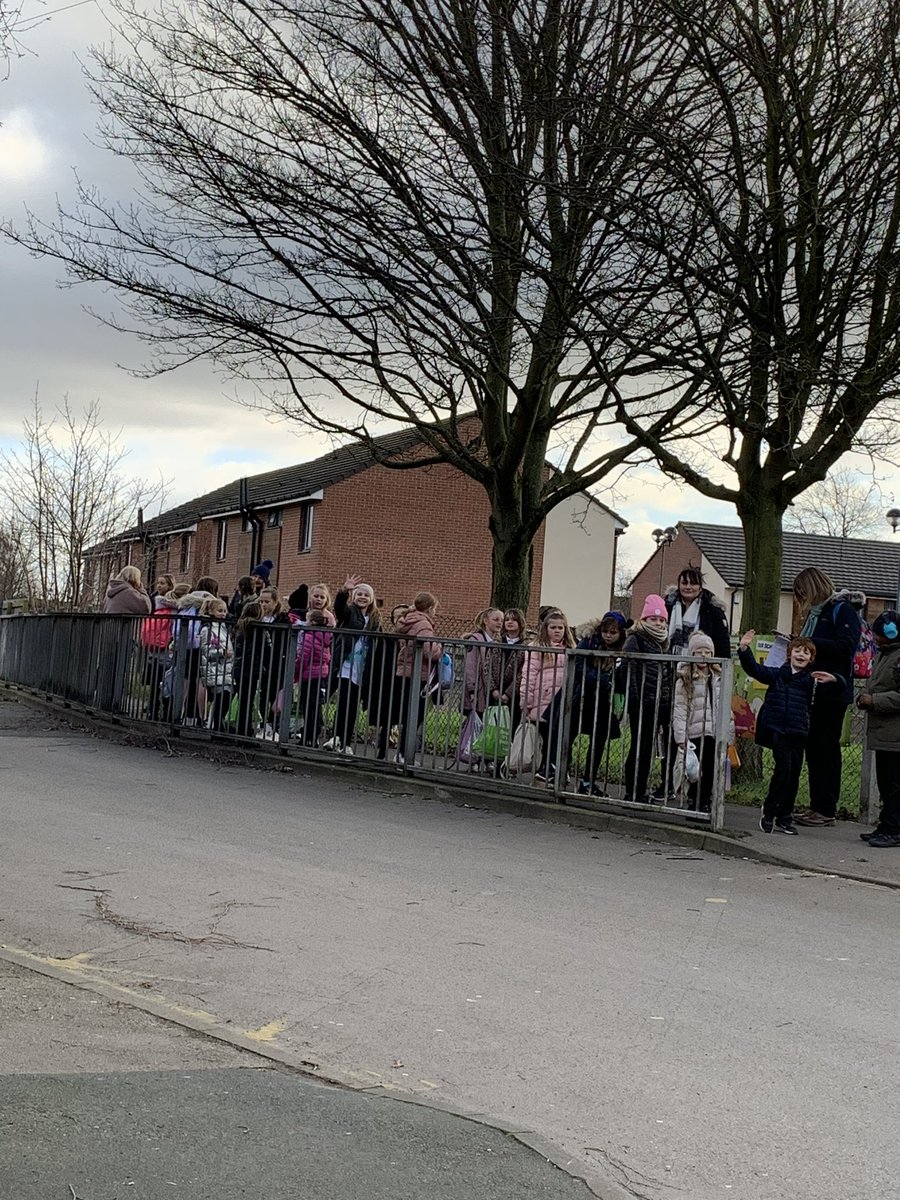 Ready to go to <a href="/YVconcerts/">Young Voices</a> ! Waiting for the bus.