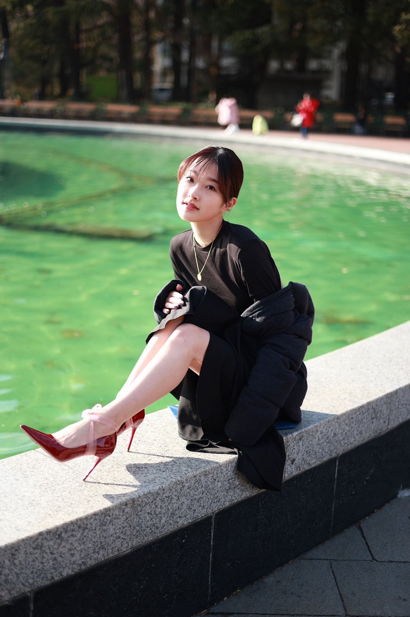 makkoukujira251's tweet image. なこちゃん
165ｃｍ42ｋｇのスレンダー美人😍
赤いハイヒールもお似合い👠

だけどちょっとデブ活中らしい🙄

#なこ　さん　⑤
#リク撮
#日比谷周辺
#ポートレート好きな人と繋がりたい