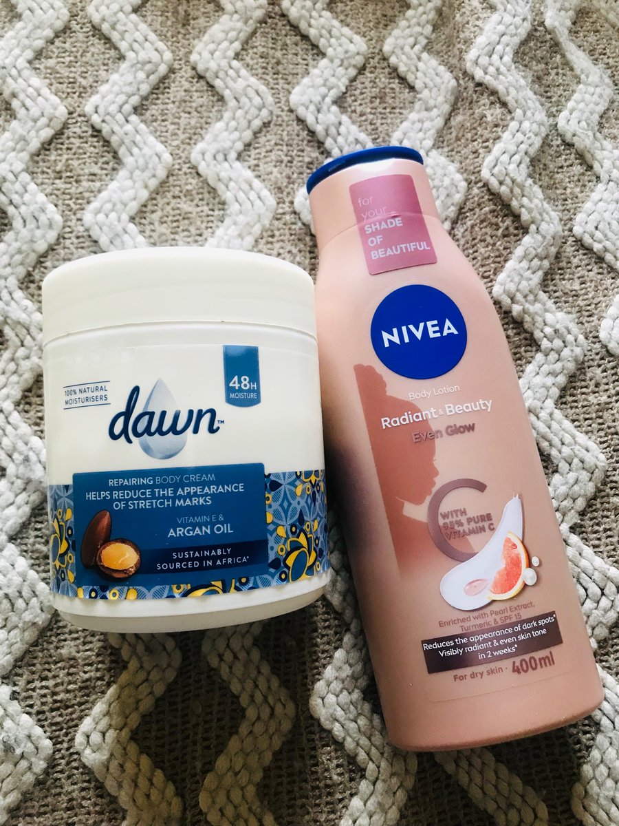 I have stretch marks but I have never been bothered by them but I’ve noticed a huge difference in their appearance & visibility & they’re almost unnoticeable, Idk what worked like magic between these 2 but it’s what I’ve been using #GirlTalkZA #GirlBuyZA