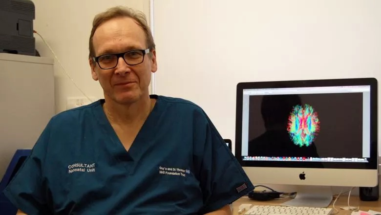 kingsmedicine's tweet photo. Congrats to Prof David Edwards of @KingsImaging who has been recognised in the 2024 New Year Honours list 👏

His work has had an enormous impact on the quality of life and survival of some of the sickest new-borns cared for in neonatal units

⤵️

https://t.co/HQlZHJwAs9 https://t.co/2ND50SPLoi