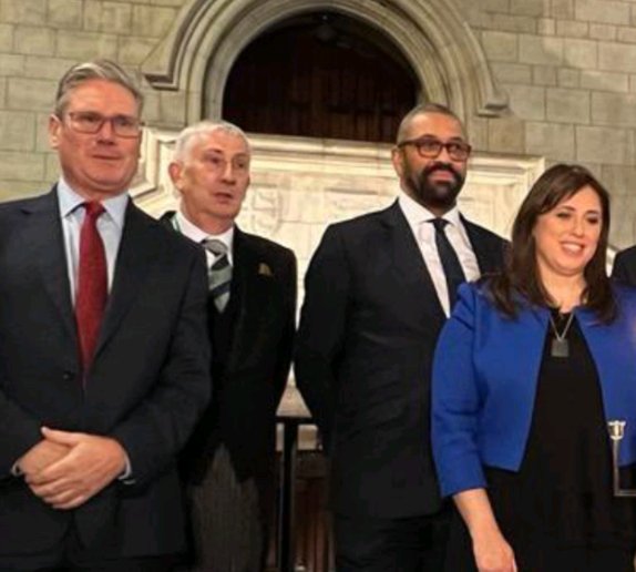 They're all in it together. Starmer, Hoyle and Cleverly with their friend, the lunatic Israeli ambassador to the UK. 🤮 #ısraelIsATerroristState