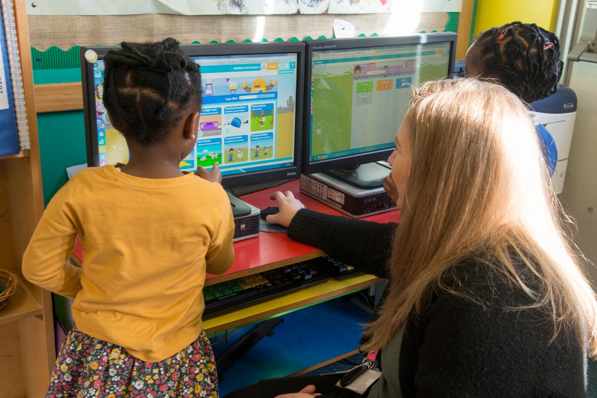 AberdeenCC's tweet photo. Some of @AberdeenCC's Early Learning and Childcare provision is set to change to meet local demand from the start of the new school year in Aug 2024.
 
Applications for places at the Council’s ELC &amp; Nursery settings will open online on Tue 30 Jan 2024.
https://t.co/vfNwOIGs0N https://t.co/wgoucwyFj5
