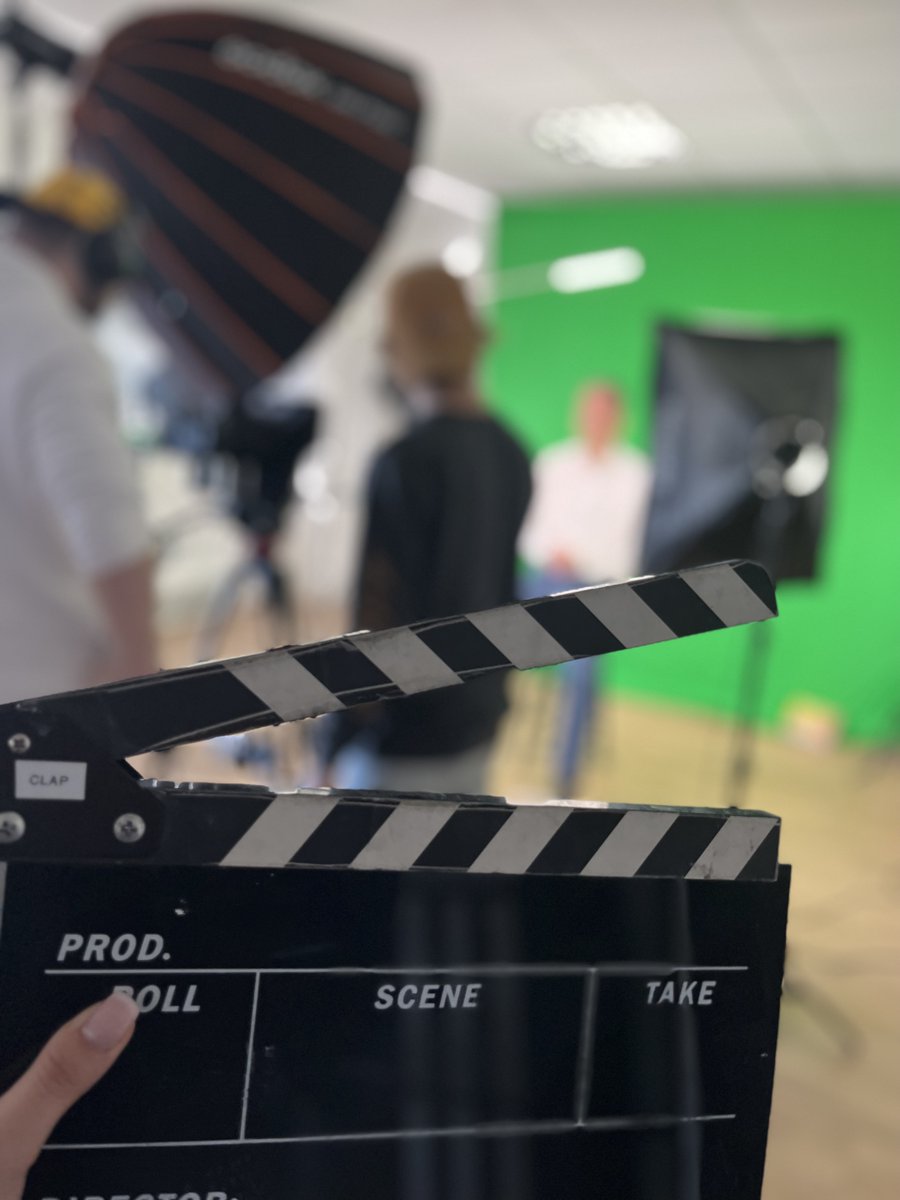 Bonyauto_mobile's tweet photo. [LA MINUTE DE L'AUTO]

🎬 Nouveauté 2024
Bony Automobiles lance sa web-série “La Minute de l'Auto” 🚗

Découvrez l'#automobile sous un nouvel angle : astuces, conseils, anecdotes ... restez connectés !

Dites-nous en commentaire les sujets qui vous intéressent 💬 https://t.co/pLt9EjVeZ0