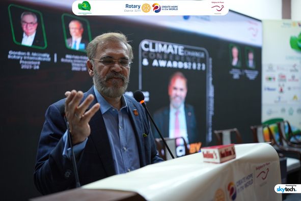 RfPPakistan's tweet photo. Unlocking Insights: 𝐃𝐫. 𝐀𝐟𝐭𝐚𝐛 𝐈𝐦𝐚𝐦, Executive Director of State Life Insurance Corporation Pakistan, takes the stage for a special presentation! https://t.co/3qC6KJcmPT