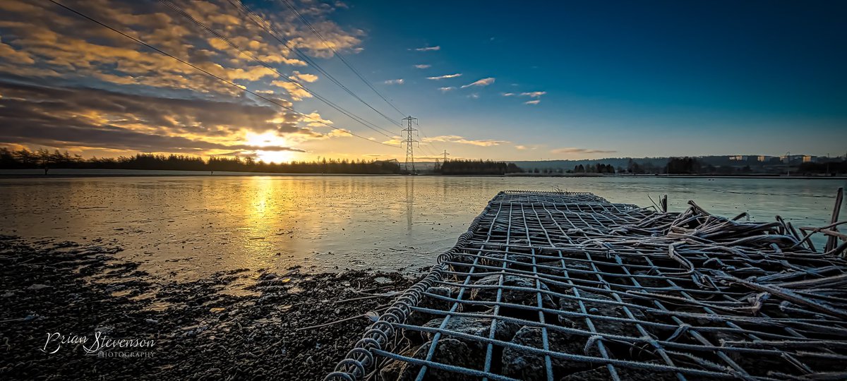 Brian1112S's tweet photo. Sunday morning walk around helix #helix #falkirk #kelpies #Sunrise #photography #photooftheday #frosty #sundayvibes #SundayMorning #helixfalkirk https://t.co/uY4IjlIsRj
