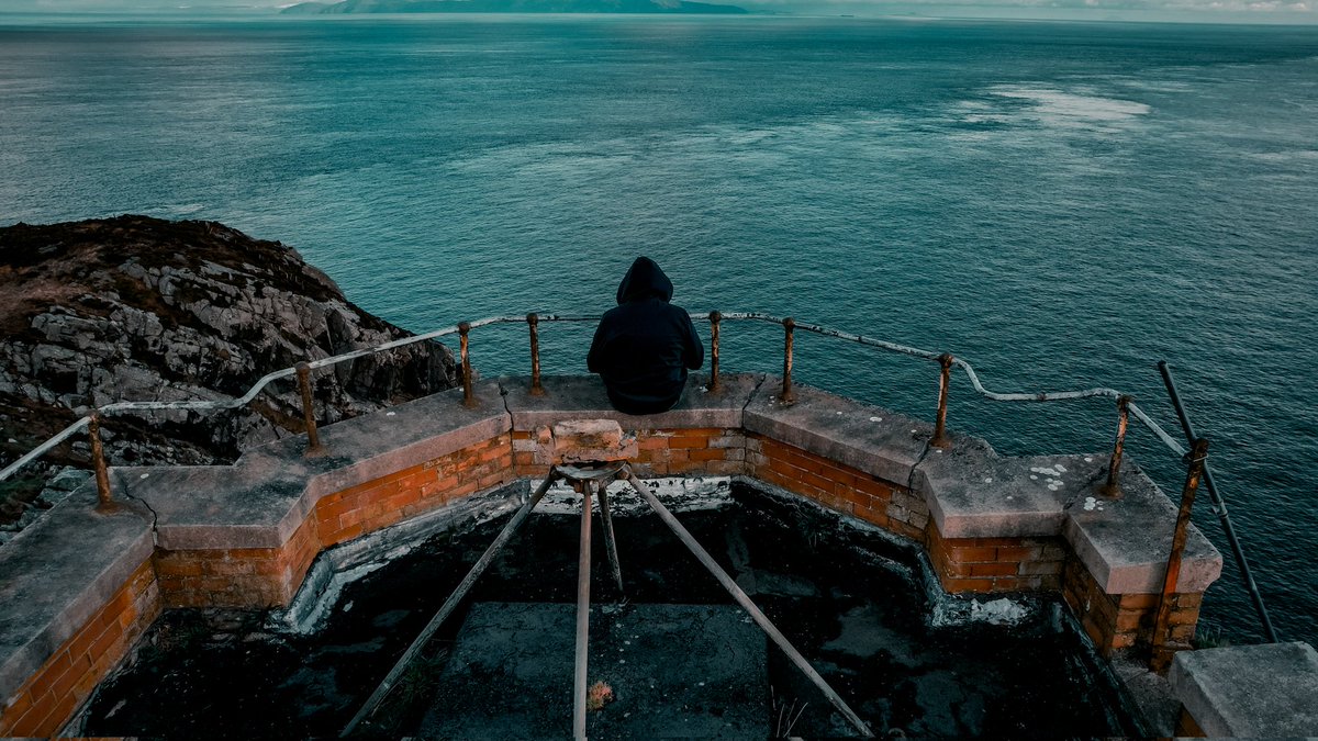 gerdcurley's tweet photo. Love a trip up the coast with the drone.  Cushendun Caves and Torr Head. 
🌊🧳🏞⛰️
@Virtual_Towns @barrabest @CushendunGlens @TourismIreland @USAtoIRE 
#Ireland #droneguy https://t.co/JKpcdkLLA1