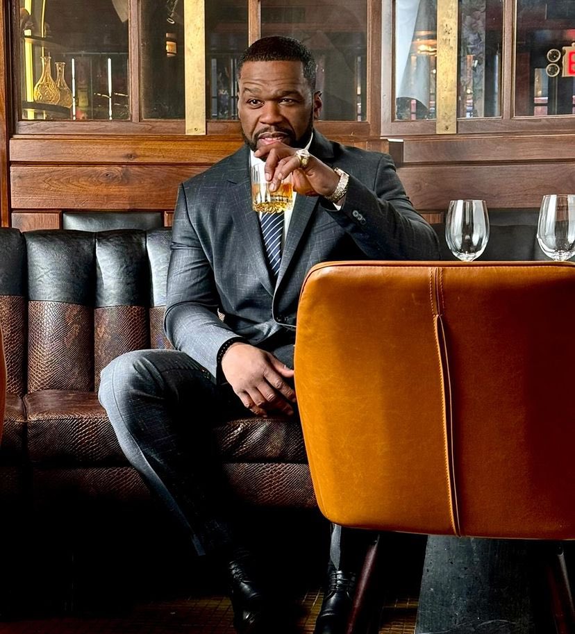 50cent's tweet photo. My new idea is so big, I don’t have time to be distracted I’m practicing abstinence, I have been meditating and focusing on my goals. I hope this New Year helps you excel to the next level • https://t.co/jnbpt4Vpb3 https://t.co/DlVG1CN0Gr