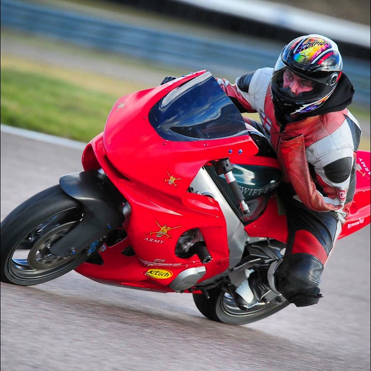 stoneman_pulse's tweet image. 🌟 Meet Chris Ganley, a one-armed hero who overcame challenges and aims to help others 🌍 💰 Support his 2024 dream and get a chance to sponsor his media exposure 🎟️ 👇 Donate and share his story 👇 loom.ly/8Lc8LGs #ChrisGanley #Dream2024 #FORWARDERLeeds