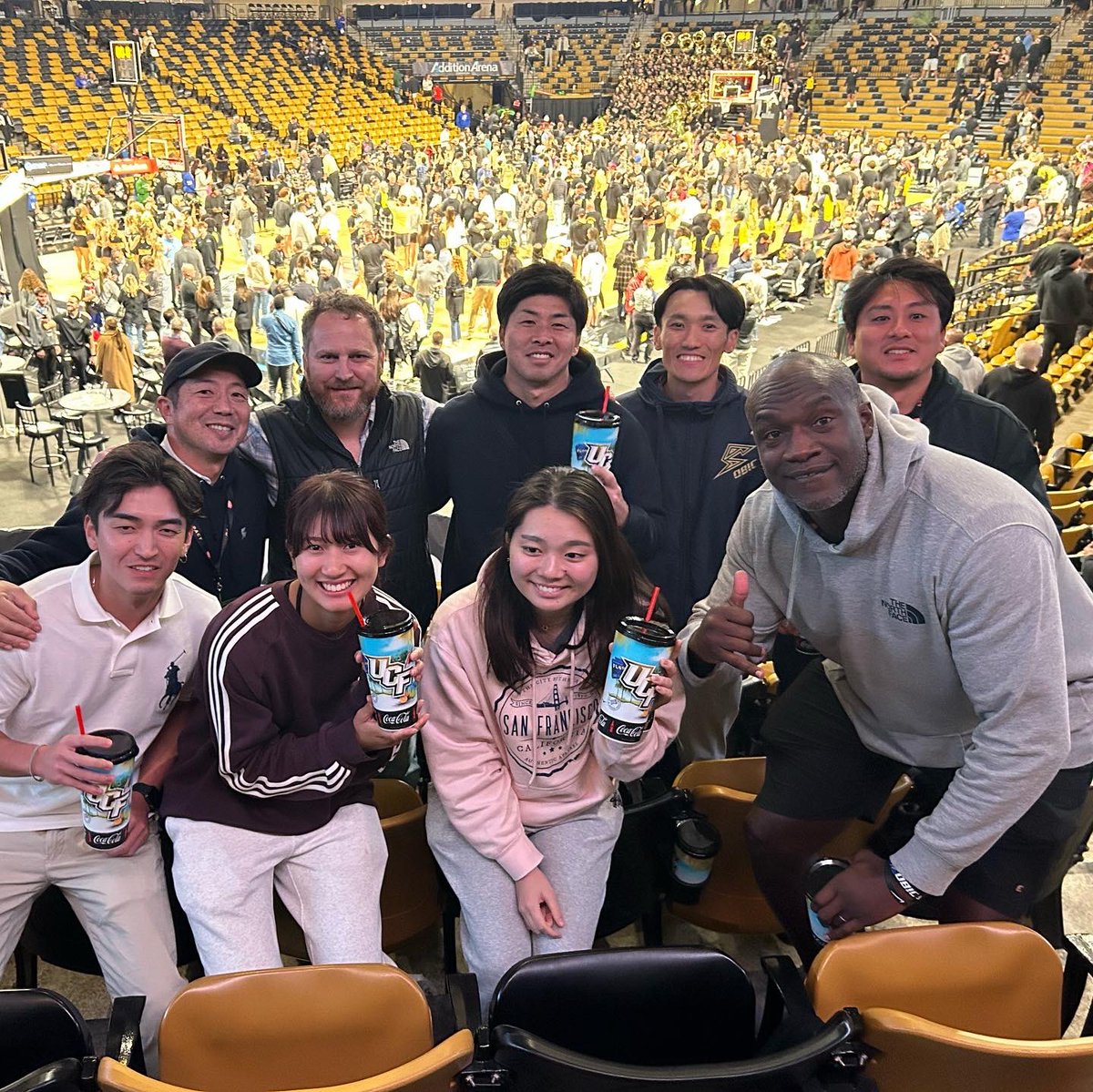 Hula Bowl にAT学生として参加してきました。

オービックシーガルズコーチ陣の皆さん、
トゥロター・ショーン礼選手、山田琳太郎選手、Orlando Health の医療チームの皆さん、1週間ありがとうございました！