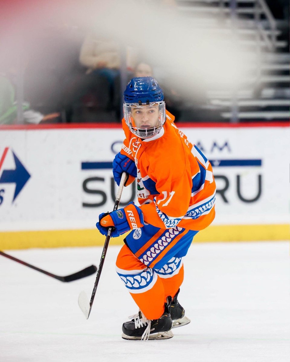 ufhockey's tweet photo. Calling all Gator fans… get an orange hockey jersey. Link in bio https://t.co/UB0KTzKDiK