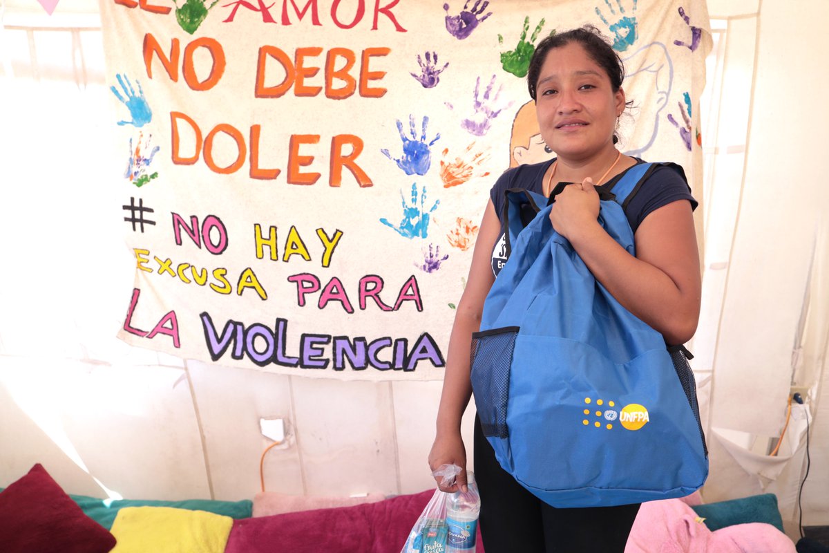unfpa_lac's tweet photo. 🌎La cifra récord de 500 mil migrantes cruzaron la peligrosa selva del Darién el año pasado, incluidas mujeres y niñas.

Aquí, el @MINSAPma, @ONUPanama y @UNFPApanama, con el apoyo del @UNCERF, se han unido para brindarles servicios de salud y protección ante la violencia. https://t.co/ihnFfo8UQL