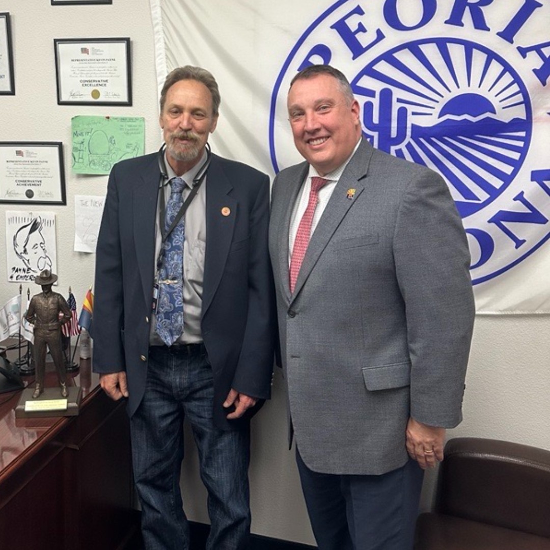 AZTroopers's tweet photo. Had a great meeting with Representative Payne about the dire needs of our members, and the historic vacancy rates in Patrol, and Dispatch. Representative Payne has always been an advocate of our membership. #azleg #fundpublicsafety #budgetdiscussions https://t.co/uBlW2EQxoS